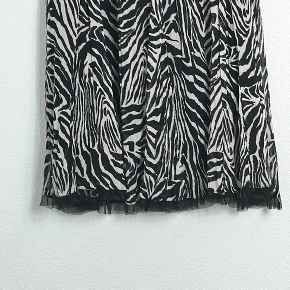 Vintage Peter Nygard Black and White zebra Maxi Skirt Medium (251) - Picture 3 of 5
